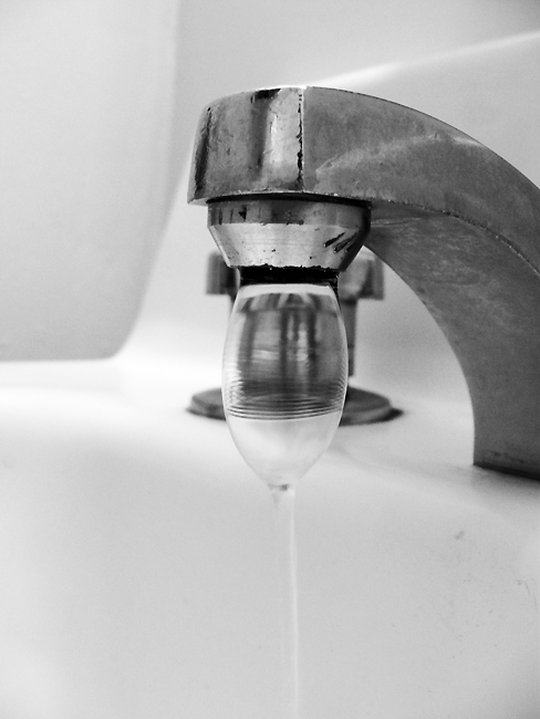 faucet2.jpg