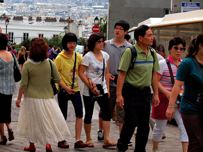 chinese-tourists.jpg