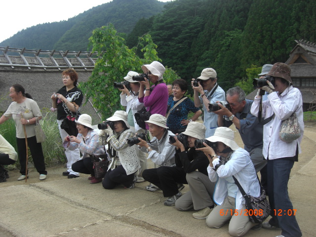 japanese-tourist-taking-pictures-of-our-students-priceless1.jpg