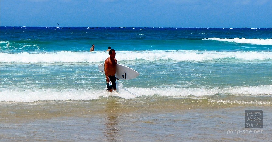 beach boy_5.jpg